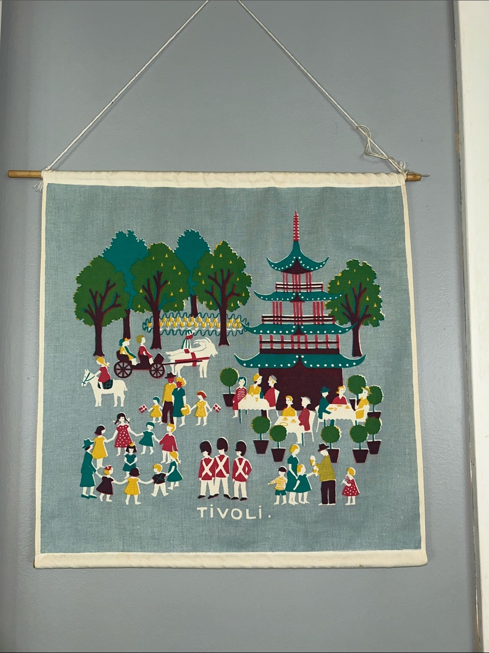 Vintage Tivoli Festive Pagoda Tapestry in Light Blue and Green